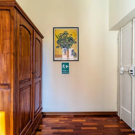 Gallo's Holidays St Peter Apartment Rome